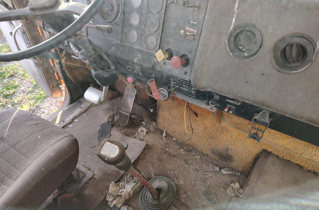 1986 INTERNATIONAL F9370 - Image 17